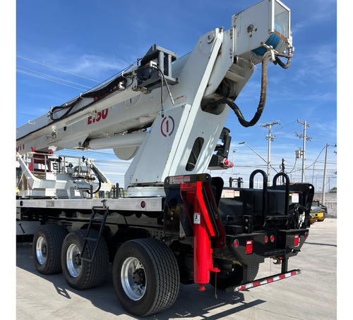 Grua Elliot Camion Peterbilt 2016 15ton