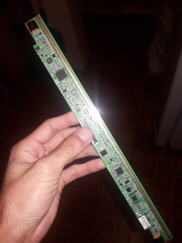 Imagen 7 de 10 de Tv Samsung Para Repuesto Modelo Ln32d550k7g