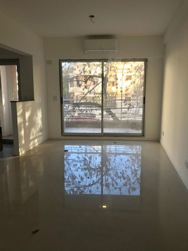 Imagen 4 de 16 de Departamento 2 Amb A Estrenar, Al Frente Con Balcón En Venta En Almagro