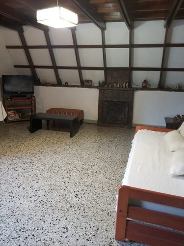 Imagen 18 de 18 de Casa Quinta En Barrio Los Bosquecitos!!!