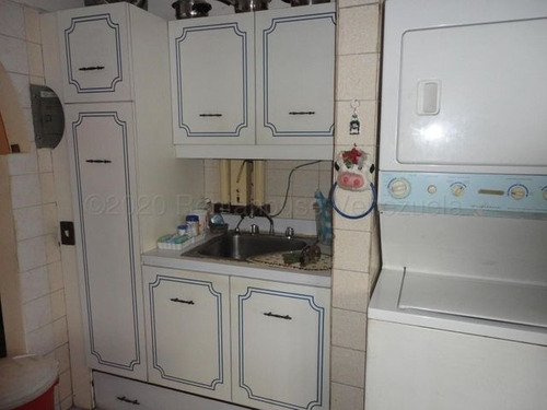 Imagen 10 de 18 de Mls #22-21863 Se Vende Lindo Apto En El Paraiso Fibr 0414 3111247