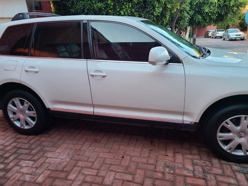 Volkswagen Touareg 4.2 V8 Tiptronic Climatronic 4x4 At