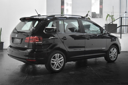 Imagen 4 de 11 de Volkswagen Suran 1.6 Highline 2018 Gnc Color Negro Impecable