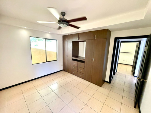 Casa En Venta Belen Heredia, En Condominio