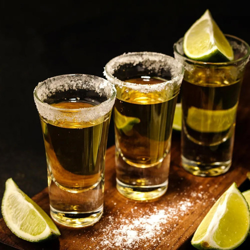 Pack De 4 Destilado De Agave Capricho Maduro + 33% 750 Ml