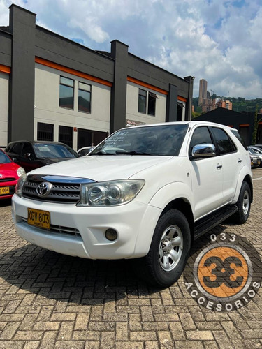 Toyota Fortuner 2.7l 4x2