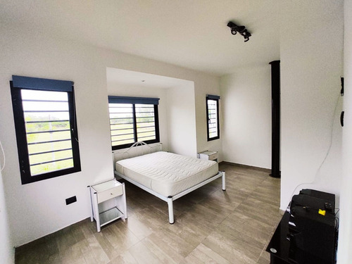 Imagen 10 de 30 de Venta Casa Quinta Parque Sakura Parque Y Pileta