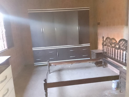 Barracão Comercial Com Casa Nos Fundos