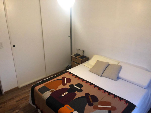 Excelente Departamento De 2 Ambientes Muy Amplio En Venta En Centro De Adrogué