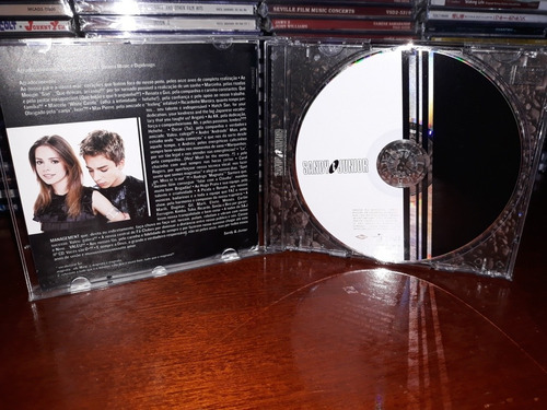 Sandy E Junior - 2001