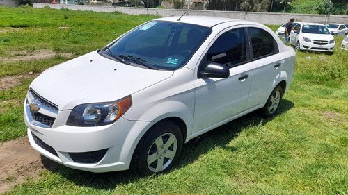 Imagen 2 de 15 de Chevrolet Aveo 2018 1.6 Ls Mt
