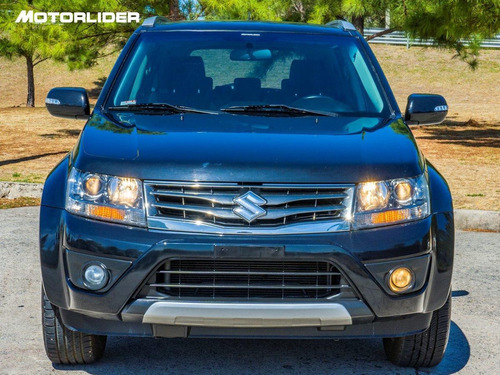 Imagen 8 de 25 de Suzuki Grand Vitara Limited 2.4 4x2 | Permuta / Financia
