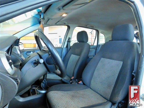 Imagem 4 de 10 de Ford Fiesta Se 1.6 16v Flex 5p