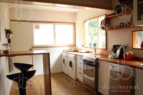Casa De 4 Dormitorios Próxima Al Mas En Playa Mansa, Punta Del Este - Ref: 43201