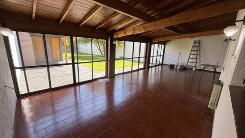 Venta Casa 2 Dormitorios San Miguel Con Cochera