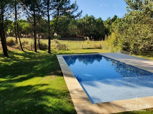 Imagen 4 de 27 de Espectacular Casa En Residencial 1 - Muy Cerca De La Playa!!