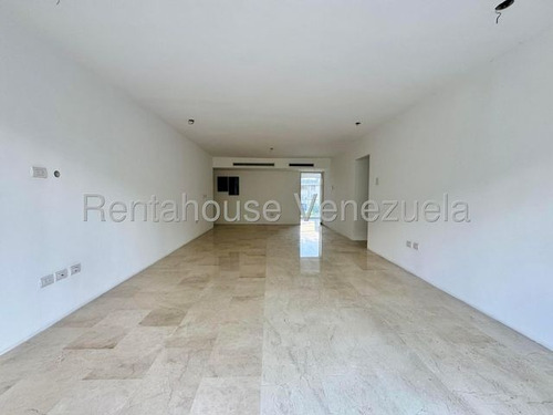 Apartamento En Venta Country Club Mls#25-16766 Xiolimar Lozano
