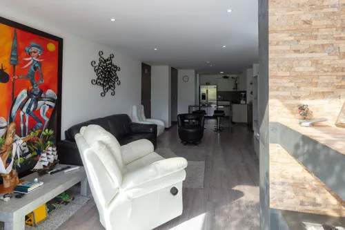 Apartamento En Venta En Llano Grande. Cod V18290