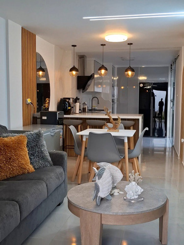 Apartamento En Tucacas Falcon Es Cartago I Mcc