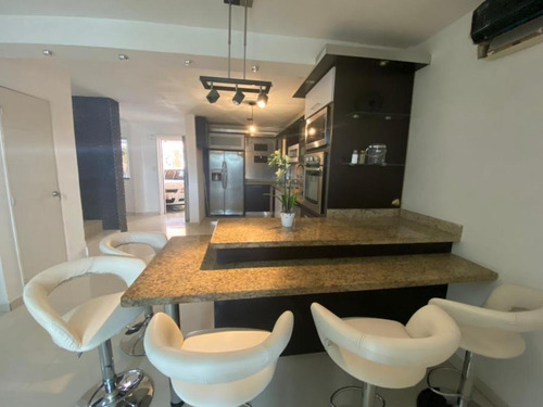 Imagen 6 de 13 de Townhouse En Alquiler Manantial Naguanagua Valencia