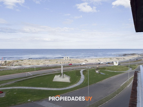 Imagen 4 de 30 de Primera Linea Playa Brava - Venta Dpto. 3 Dormitorios