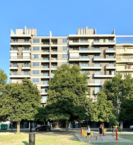 Imagen 2 de 15 de Venta Departamento 2 Dormitorios Frente Al Mercado Del Patio