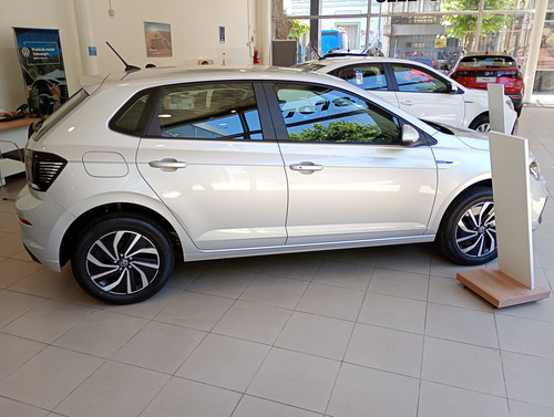 Volkswagen Nuevo Polo HIGHLINE 170TSI