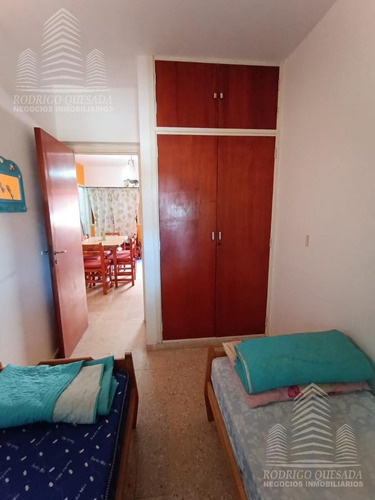 Departamento De 3 Ambientes Al Frente! Excelente Zona!!