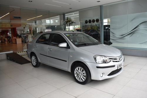 Toyota Etios Xls 4 Ptas Mt - Nafta - 2014