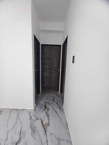 Imagen 15 de 20 de Venta De Apartamento En Buenaventura. Adlz
