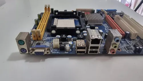 Mother Zotac Gf6100-f-e Am3 95w Tdp Ddr3 Anda Todo (Usado)