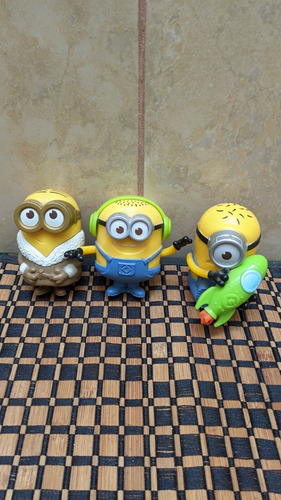 Imagen 6 de 10 de Lote Completo De 26 Figuras De Los Minions Excelente Estado
