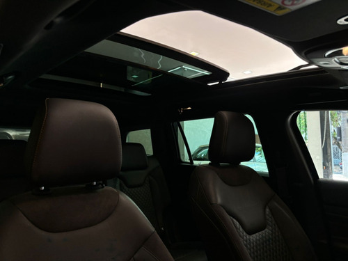 Jeep Commander 2.0 TD380 TURBO DIESEL OVERLAND AT9