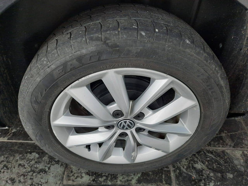 Imagem 11 de 14 de Volkswagen Spacefox 1.6 Comfortline 2015 Preta