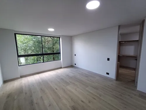 Apartamento En Venta En El Poblado - Sector El Tesoro. Cod V16786