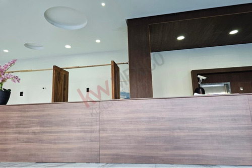 Consultorio En Renta En Momentum Centro Sur Querétaro Qro.