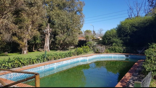 Imagen 3 de 9 de Casa Con Pileta En Canning En Venta