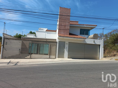 Venta Casa 3 Ambientes Plan De Ayala Ampliación Sur