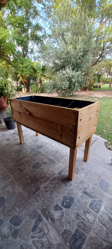 Macetero Huertero Cajón De Madera Macizo Impermeabilizado Algarrobo Clasica