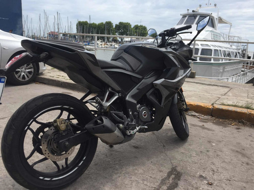 Bajaj Rouser 2018