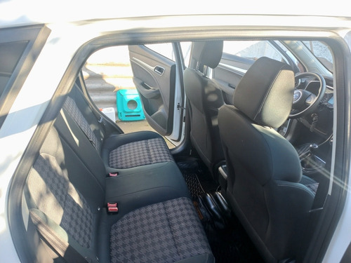 Imagen 6 de 15 de Mg Zs 1.5 Std Mt 5p