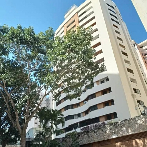 Karina Acosta Vende Apartamento En Residencia Gilma Urbanización El Parral Pla-1664