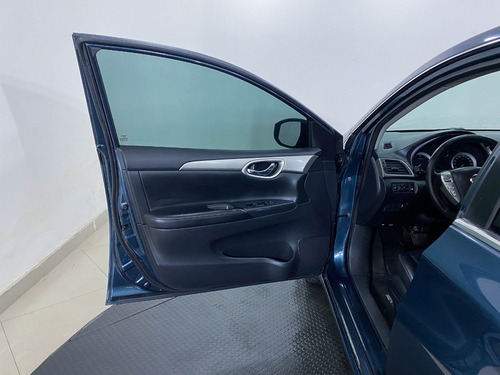 Imagem 9 de 22 de Nissan Sentra 2.0 Sv Flex Aut. 4p