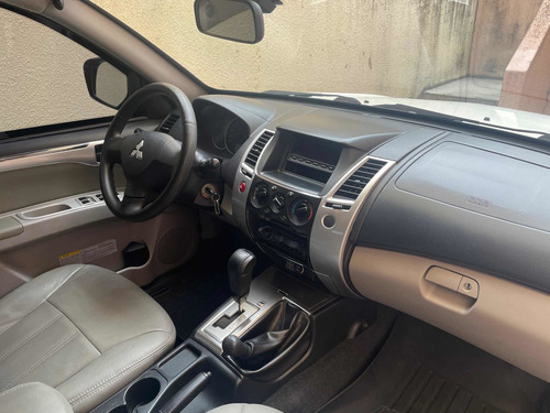 Imagen 3 de 4 de Mitsubishi Montero Sport Gls