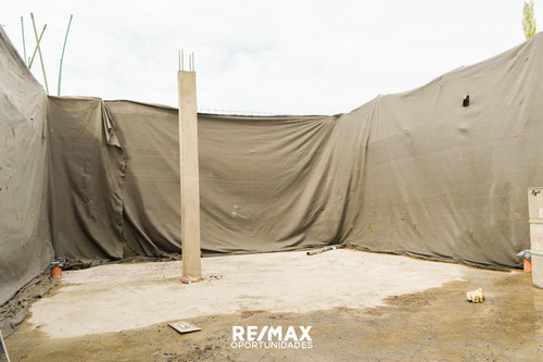 Imagen 10 de 16 de Casa En Venta Barrio Gardenia 1 Neuquén