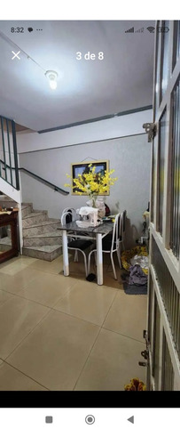 Vendo Linda Casa No Lúcio Costa, Com Duas Kitnet No Lote.