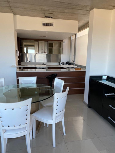 Imagen 8 de 30 de Departamento De 2 Dormitorios Con Vista Al Mar