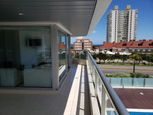 Alquiler Y Venta Apartamento 3 Dormitorios Y Dependencia Punta Del Este