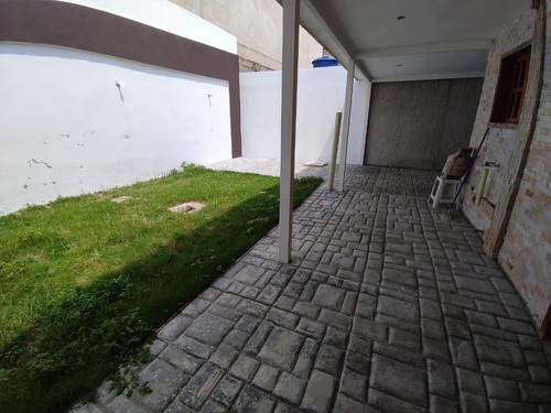 Imagen 4 de 12 de Se Alquila Townhouse En La Morita