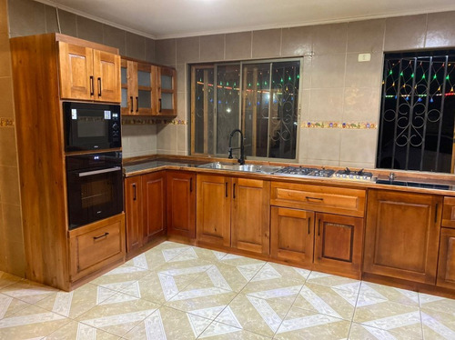 Arriendo Casa Estilo Chilena En Villa Del Cobil, Rengo